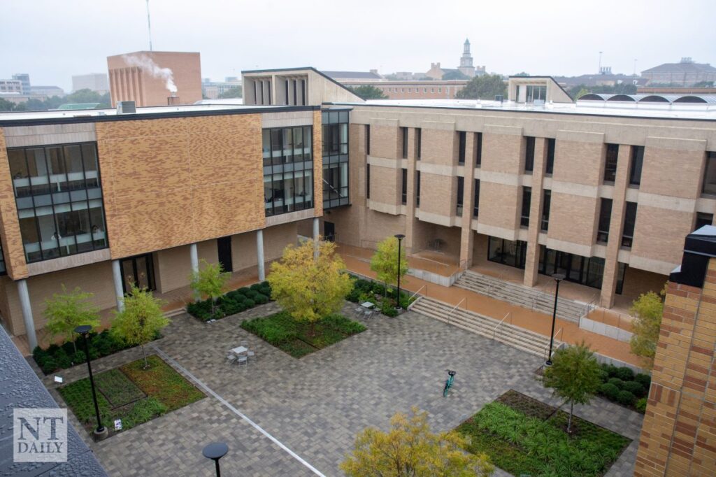 UNT’s newly renovated CVAD building wraps around a central courtyard. Image by Will Baldwin